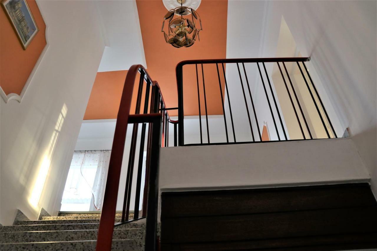The Lakehouse Villa Neusiedl Am See Wienerstrasse 8 エクステリア 写真