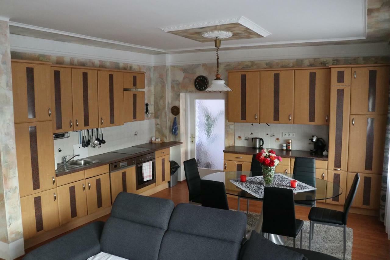 The Lakehouse Villa Neusiedl Am See Wienerstrasse 8 エクステリア 写真